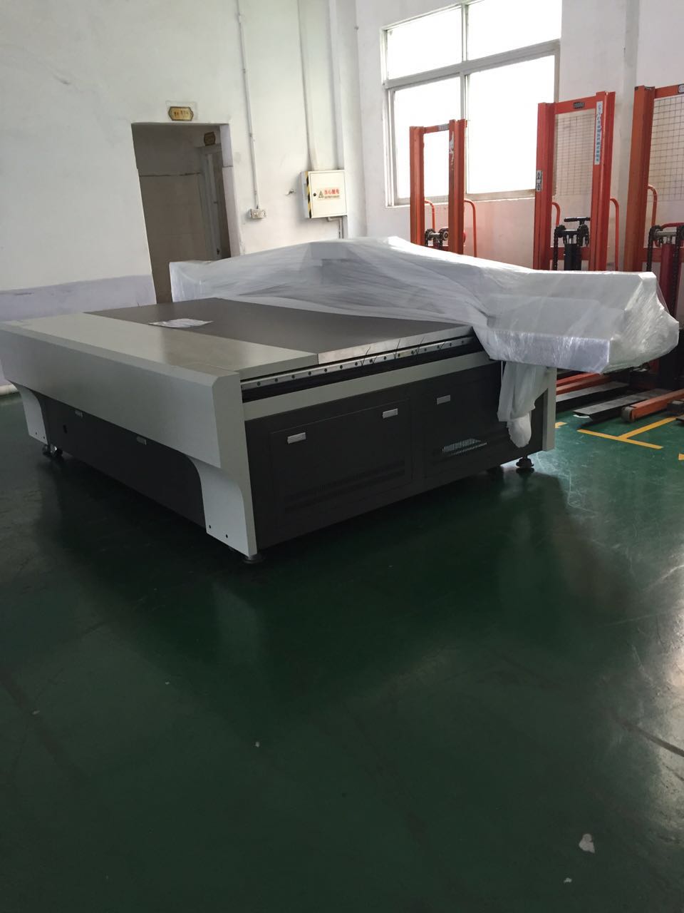 萬能平板打印機(jī)YD-F2513R4-35