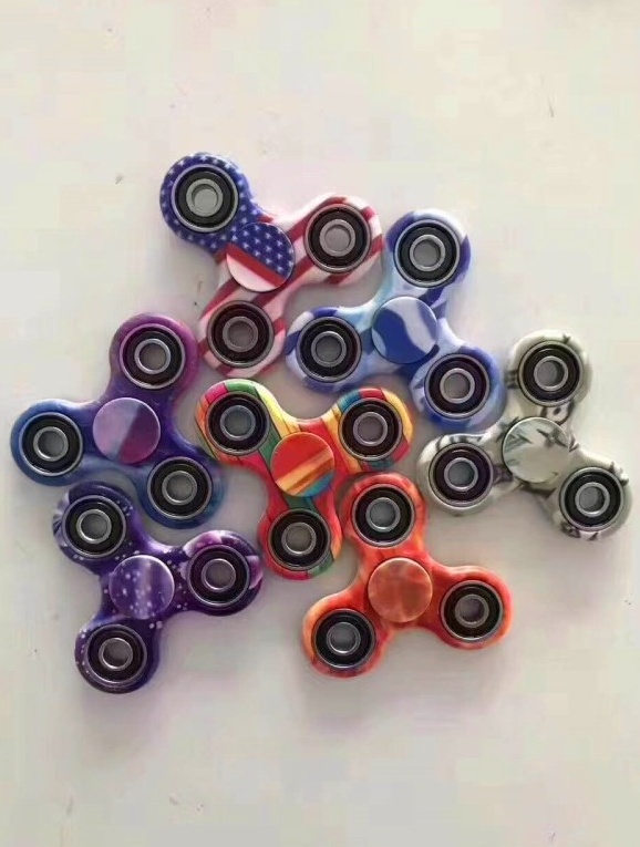 萬能打印機(jī)指尖陀螺成品